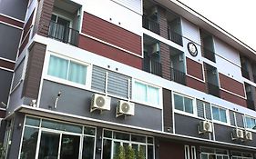 ดิ อะเวล